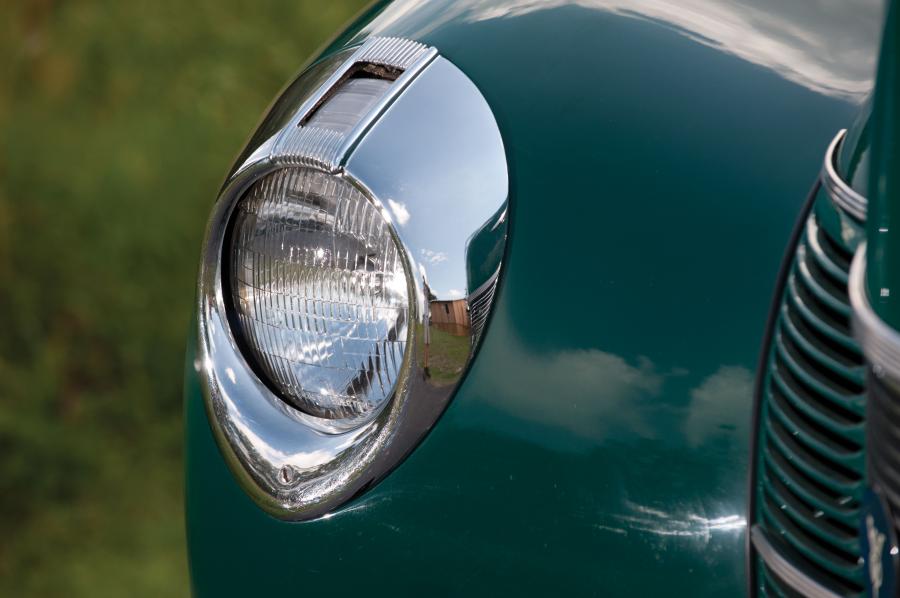  Ford DeLuxe Convertible Coupe 1940 года  (фото 33 из 80)